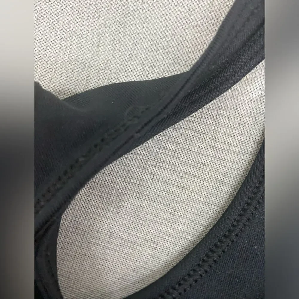 Under Armour | Black Sports Bra